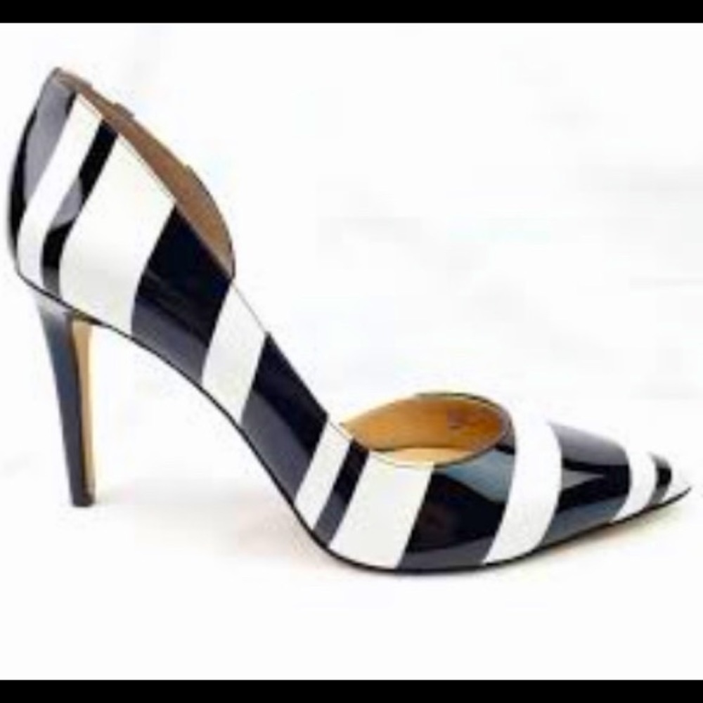 INC black and white pumps brand new never worn